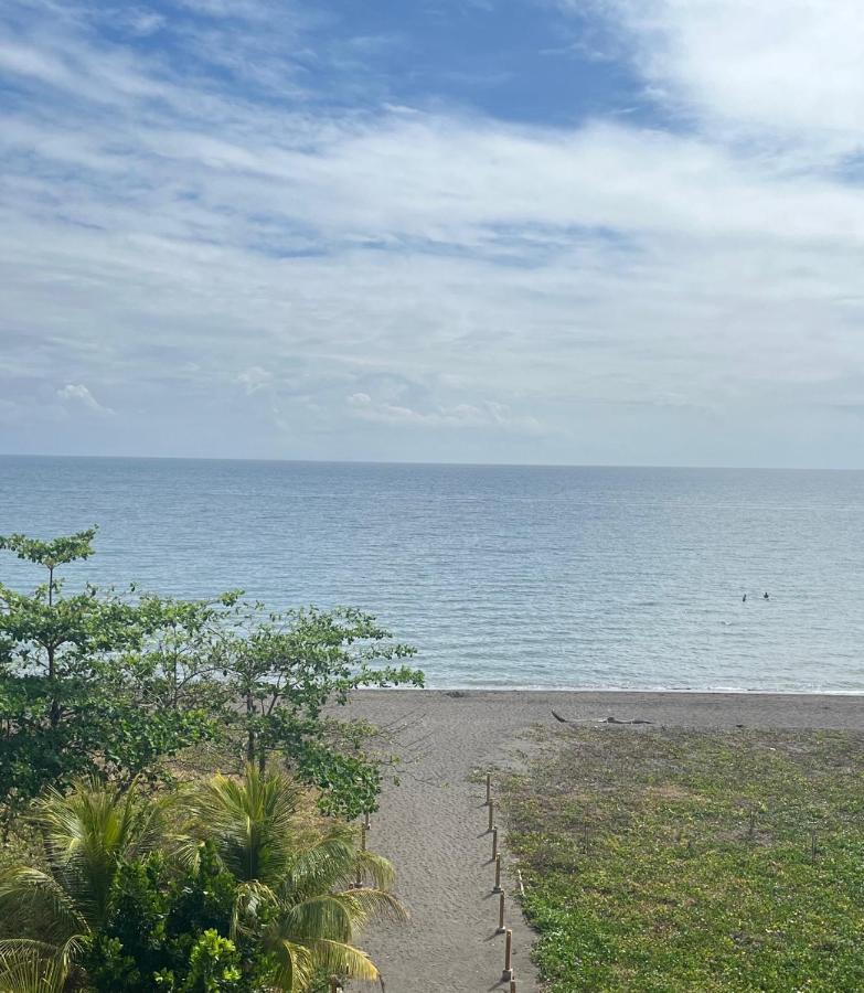 Seafront Residences Vacation Getaway سان خوان المظهر الخارجي الصورة